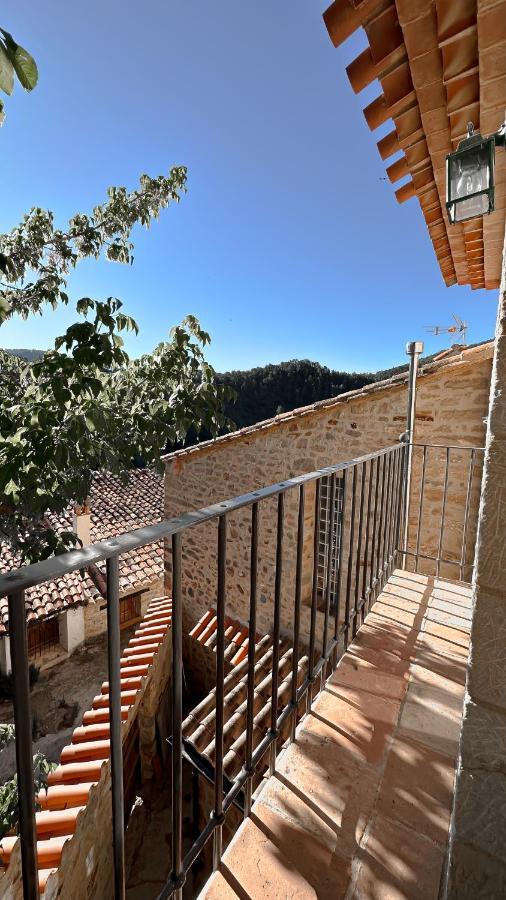 La Casa De La Acacia Apartment Olba Exterior photo